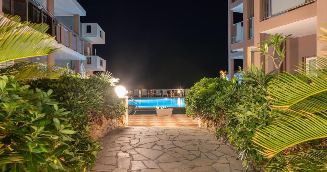 Cozy Corner Vs Beachfront Stalos Luaran gambar