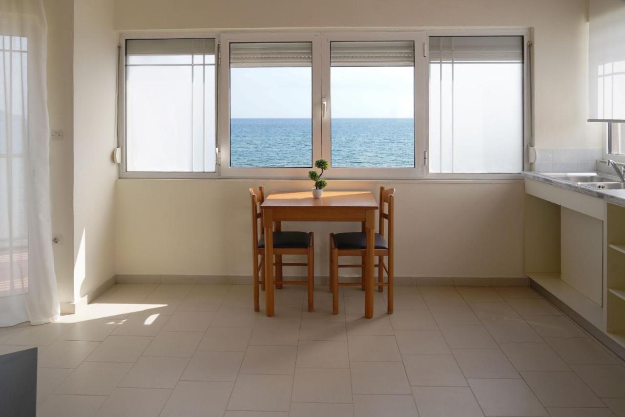 Cozy Corner Vs Beachfront Stalos Luaran gambar