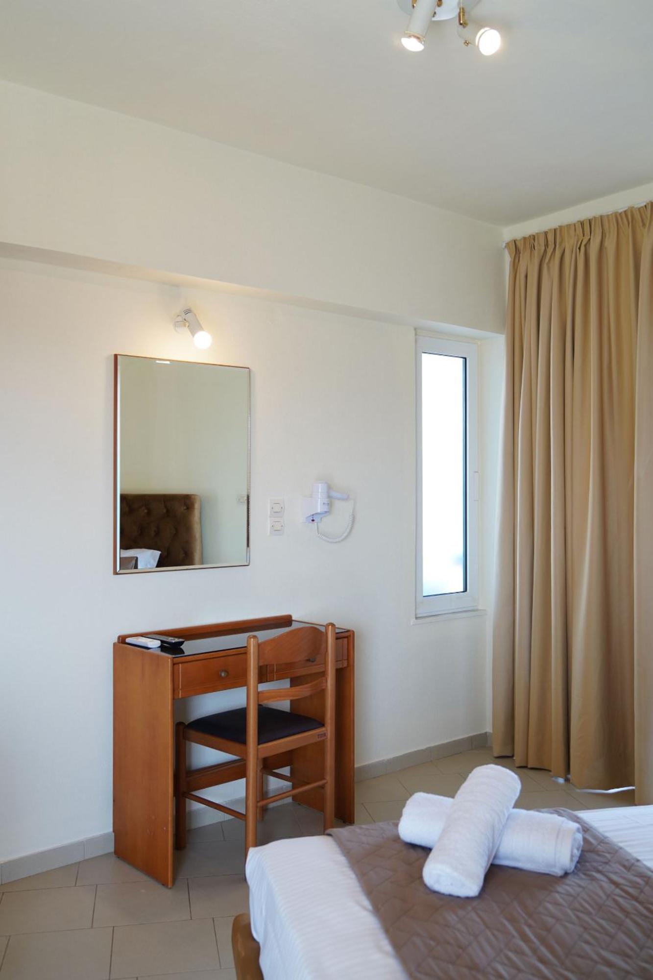 Cozy Corner Vs Beachfront Stalos Luaran gambar